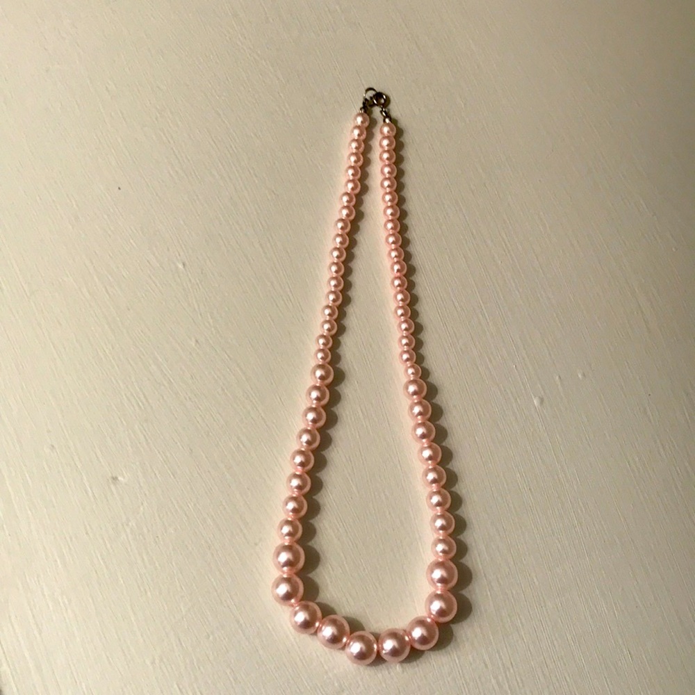 OS rose gold pearl necklace